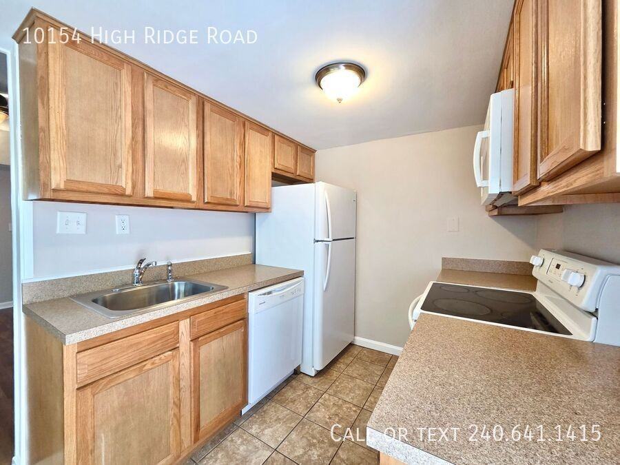 10154 High Ridge Rd - Photo 7 of 24