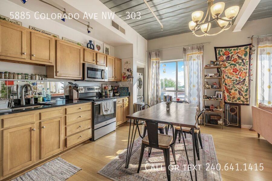 5885 Colorado Ave Nw #303 - Photo 4 of 12