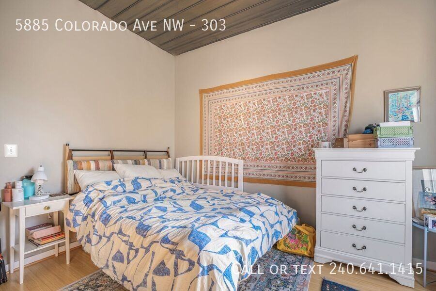 5885 Colorado Ave Nw #303 - Photo 7 of 12