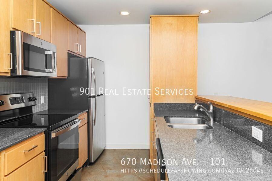 670 Madison Ave #101 - Photo 5 of 17