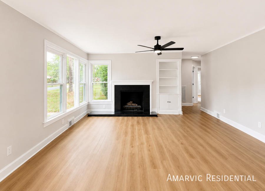 807 Cameron Dr - Photo 6 of 16