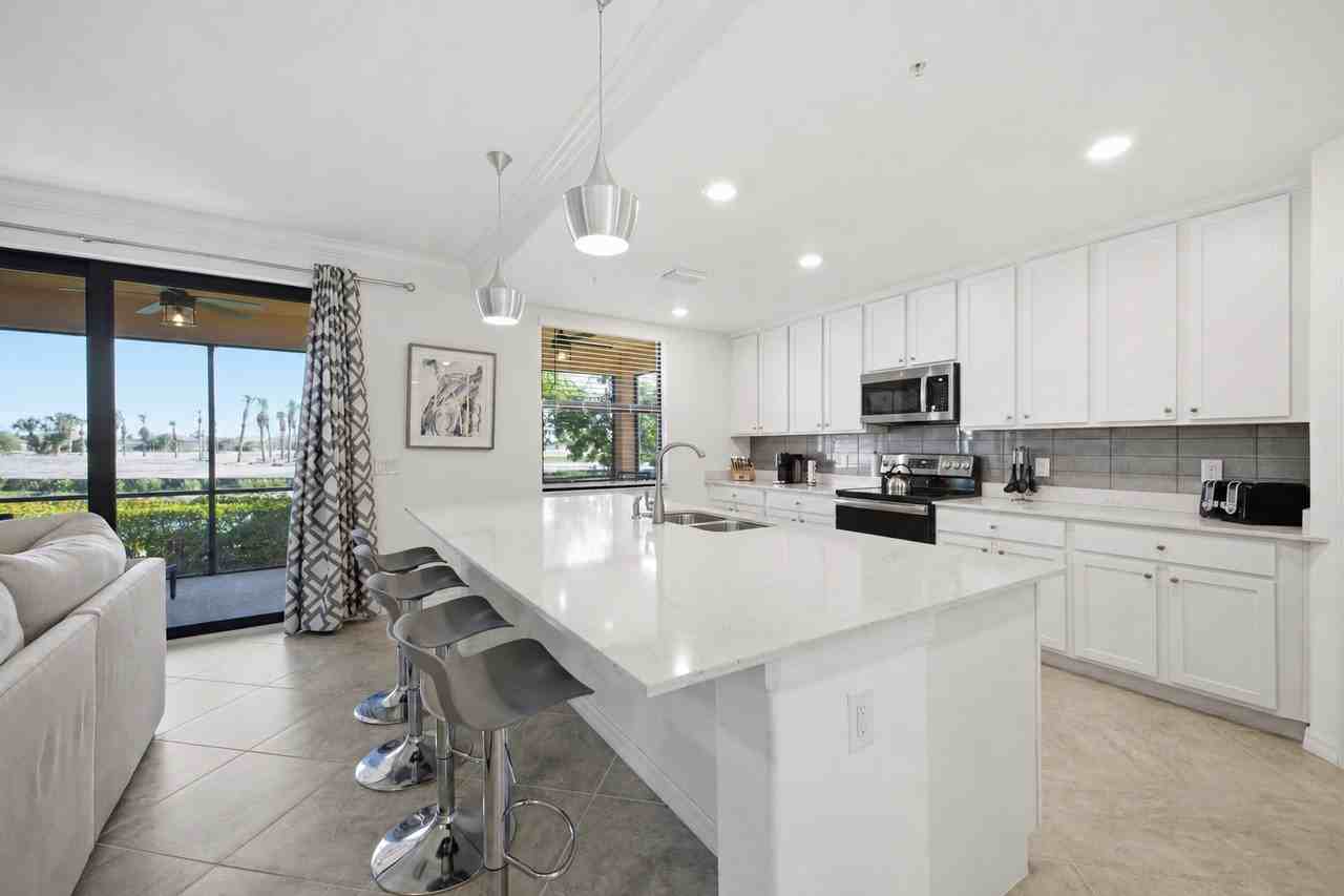 10792 Tarflower Dr #102 - Photo 3 of 50