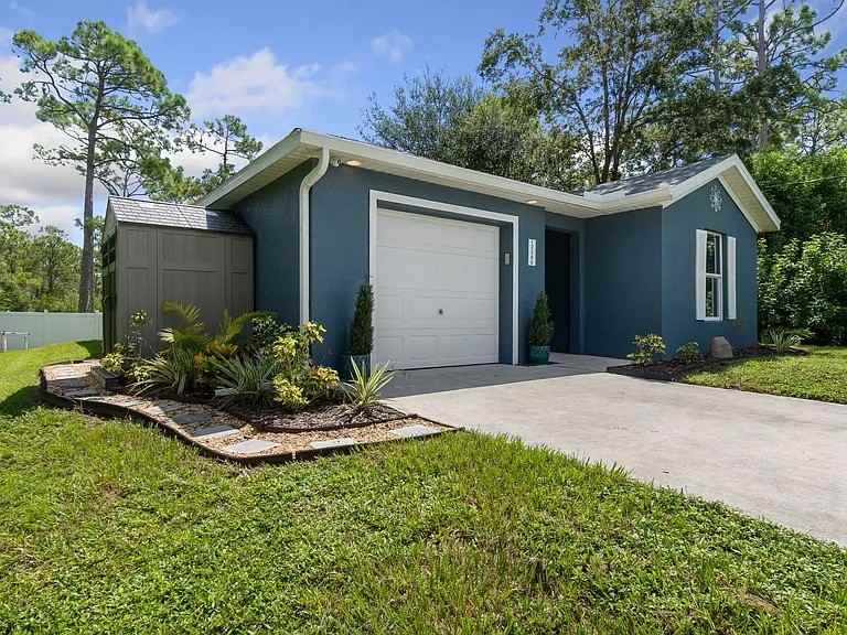 12380 Easha Blvd - Photo 2 of 20