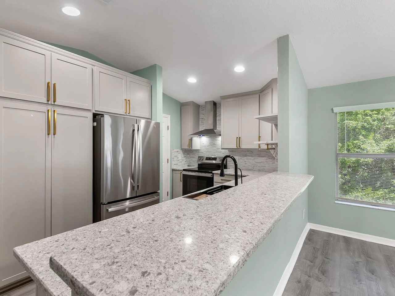 12380 Easha Blvd - Photo 6 of 20