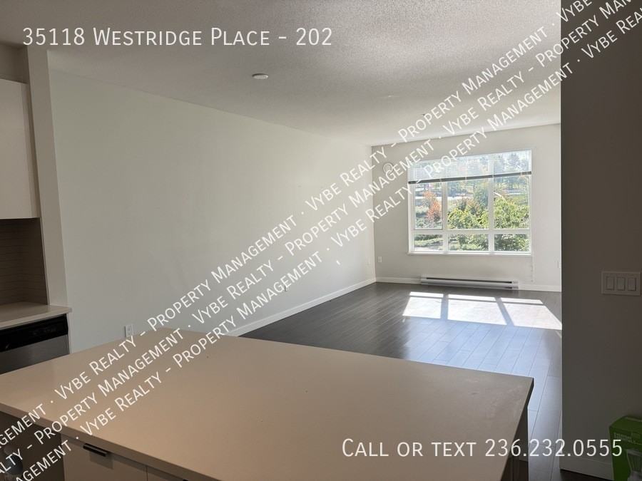 31198 Westridge Pl #202 - Photo 3 of 21