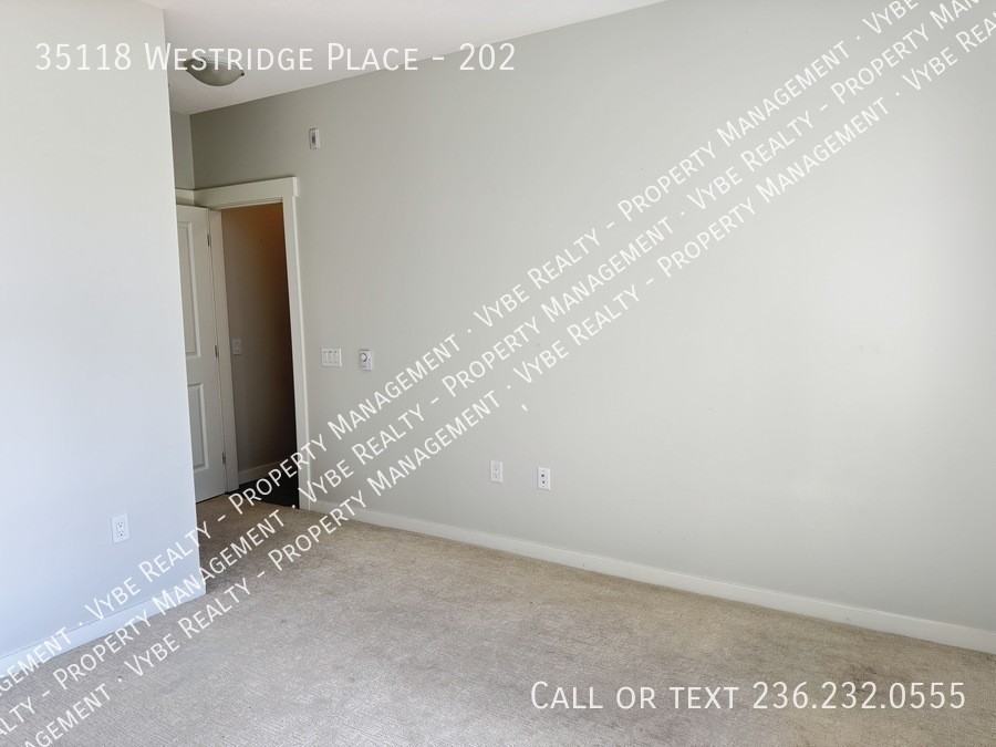 31198 Westridge Pl #202 - Photo 7 of 21