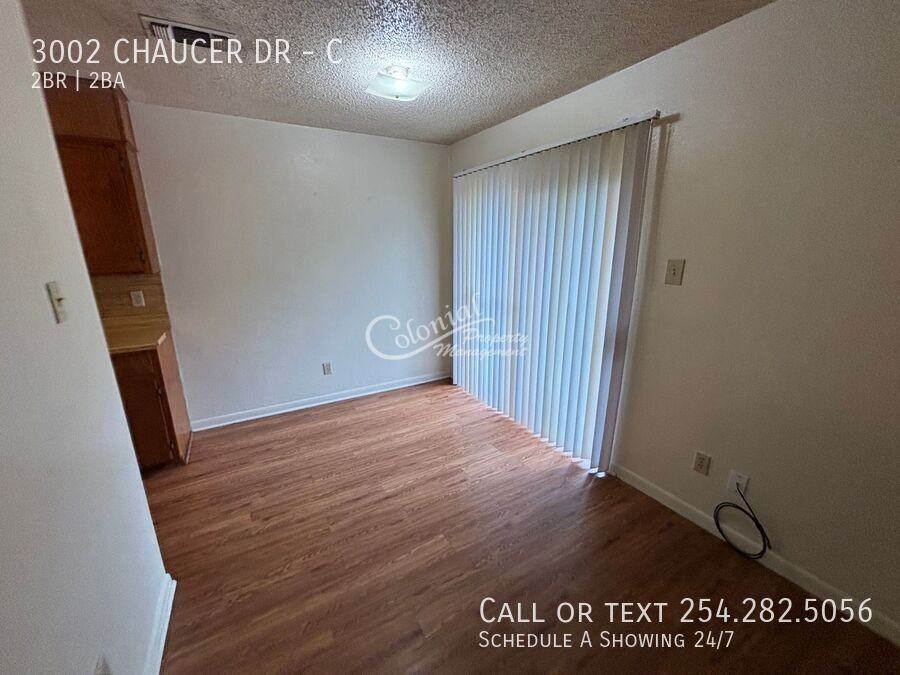 3002 Chaucer Dr #C - Photo 3 of 11
