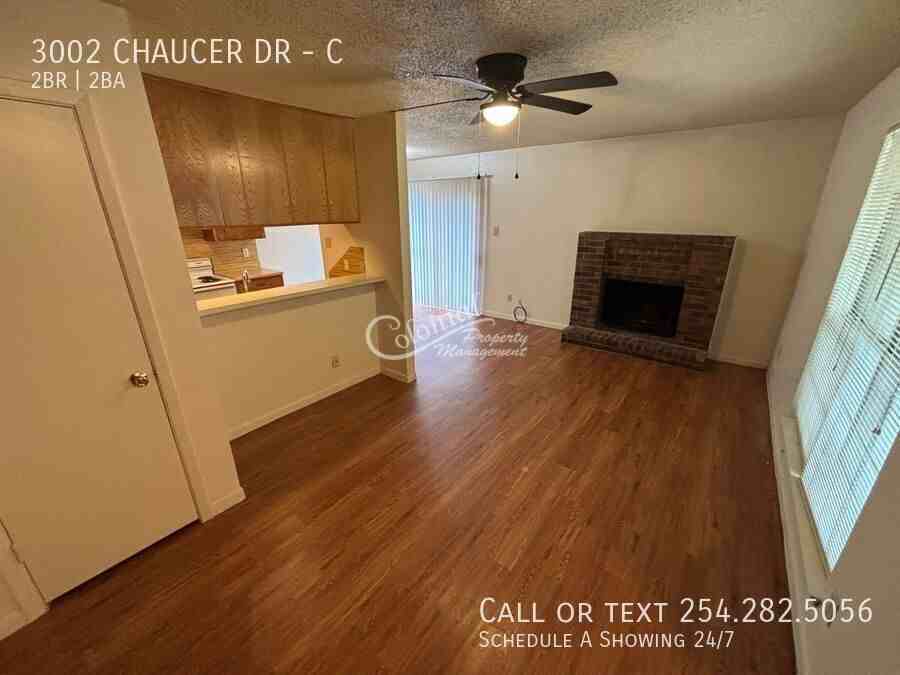 3002 Chaucer Dr #C - Photo 5 of 11