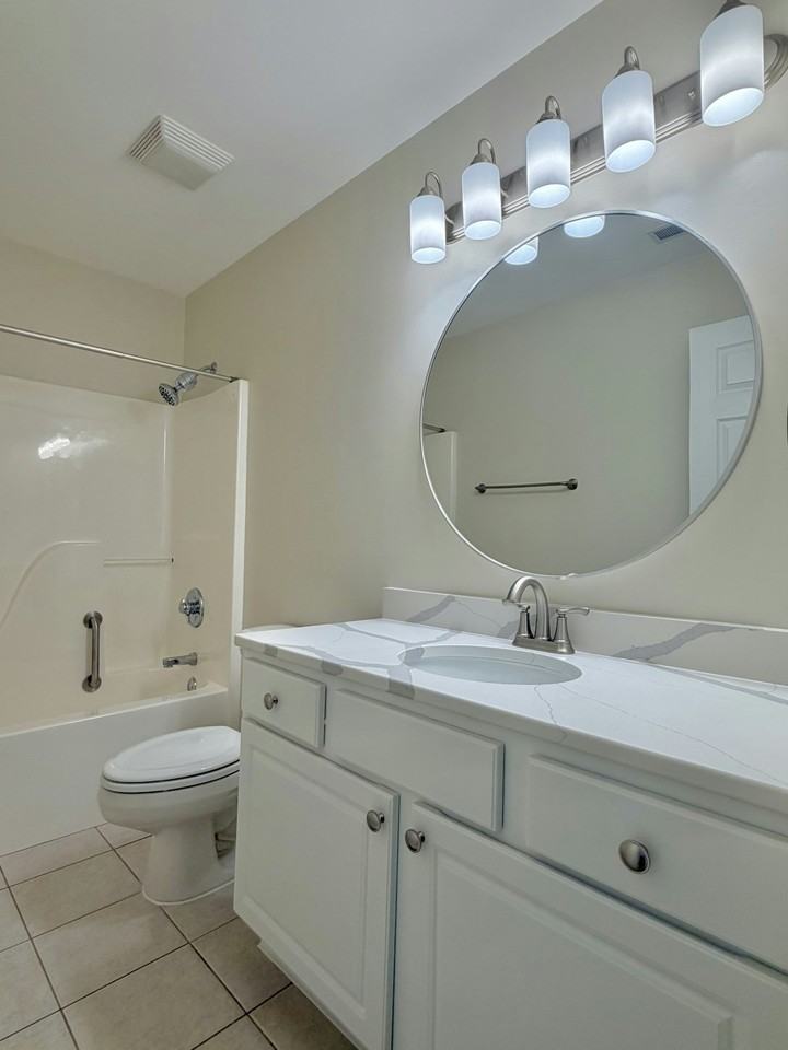 1727 Chestnut Drive - Photo 5 of 14