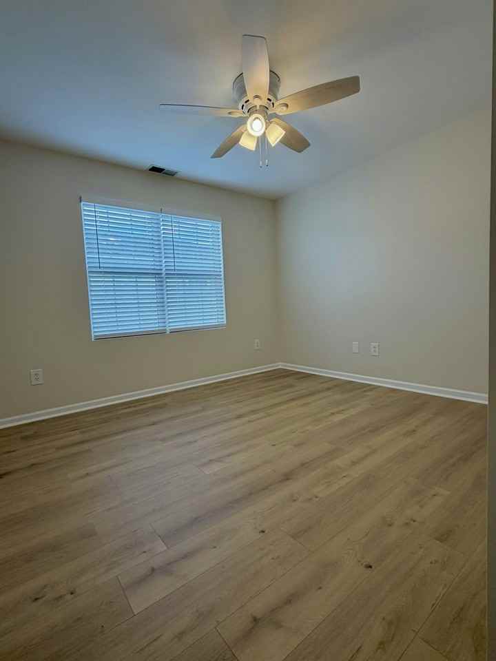1727 Chestnut Drive - Photo 7 of 14