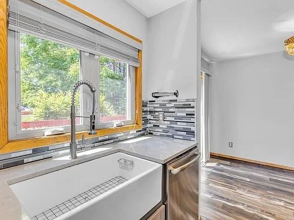 3310 34th Street - Photo 3 of 14