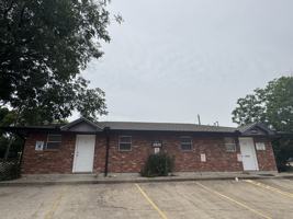 featured image of 2820 Cedar Cir