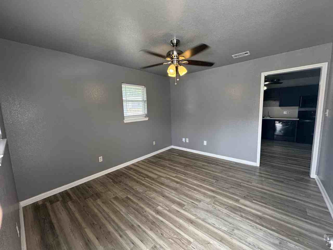 2820 Cedar Circle - Photo 2 of 9