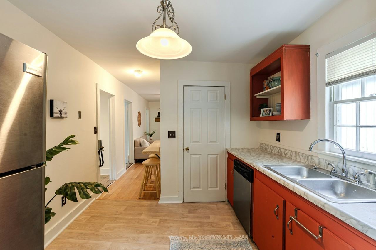 279 Coming Street, Unit C - Photo 7 of 17