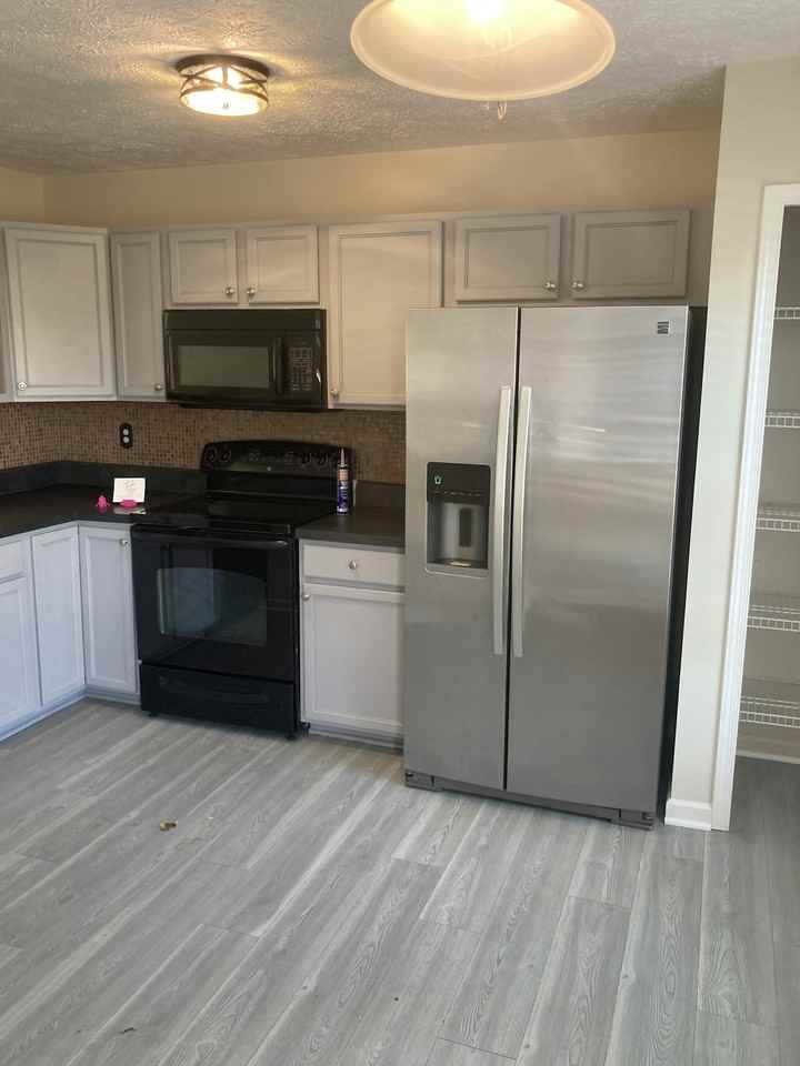 4847 Limestone Ct - Photo 4 of 14
