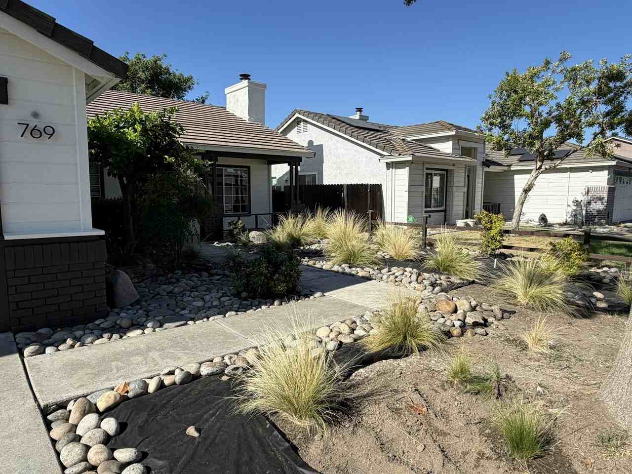 769 Prairie Dunes Drive - Photo 3 of 22