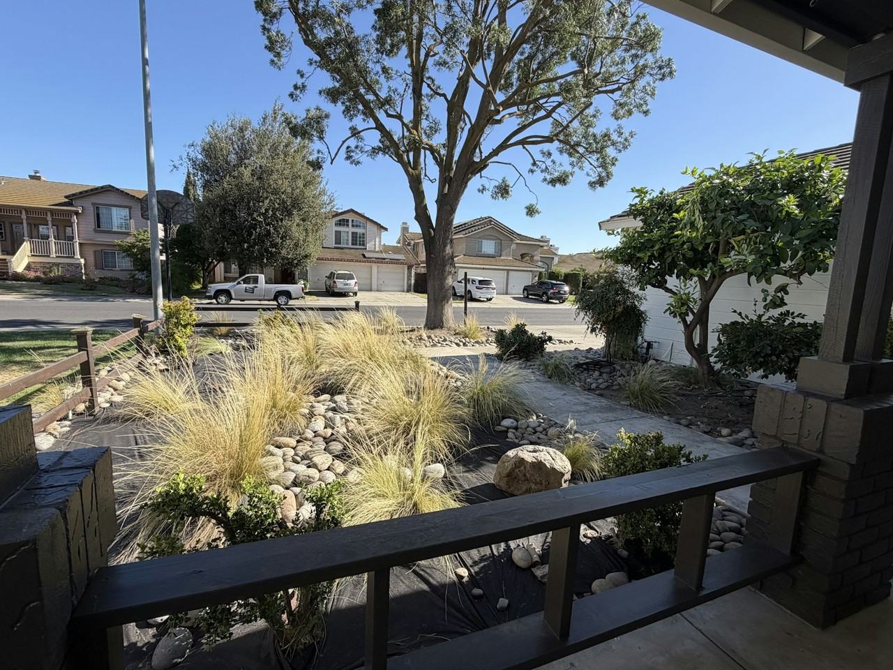 769 Prairie Dunes Drive - Photo 4 of 22