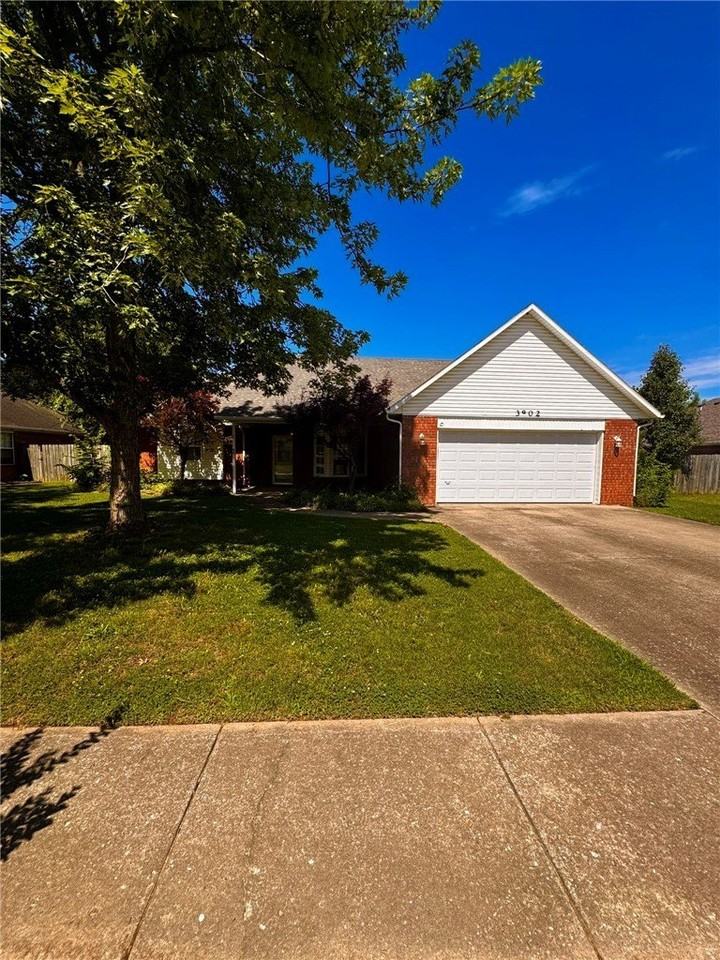 3802 Sw Maple Rd