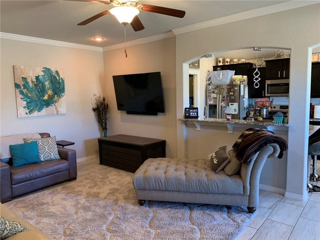1100 Gardenia St - Photo 6 of 26