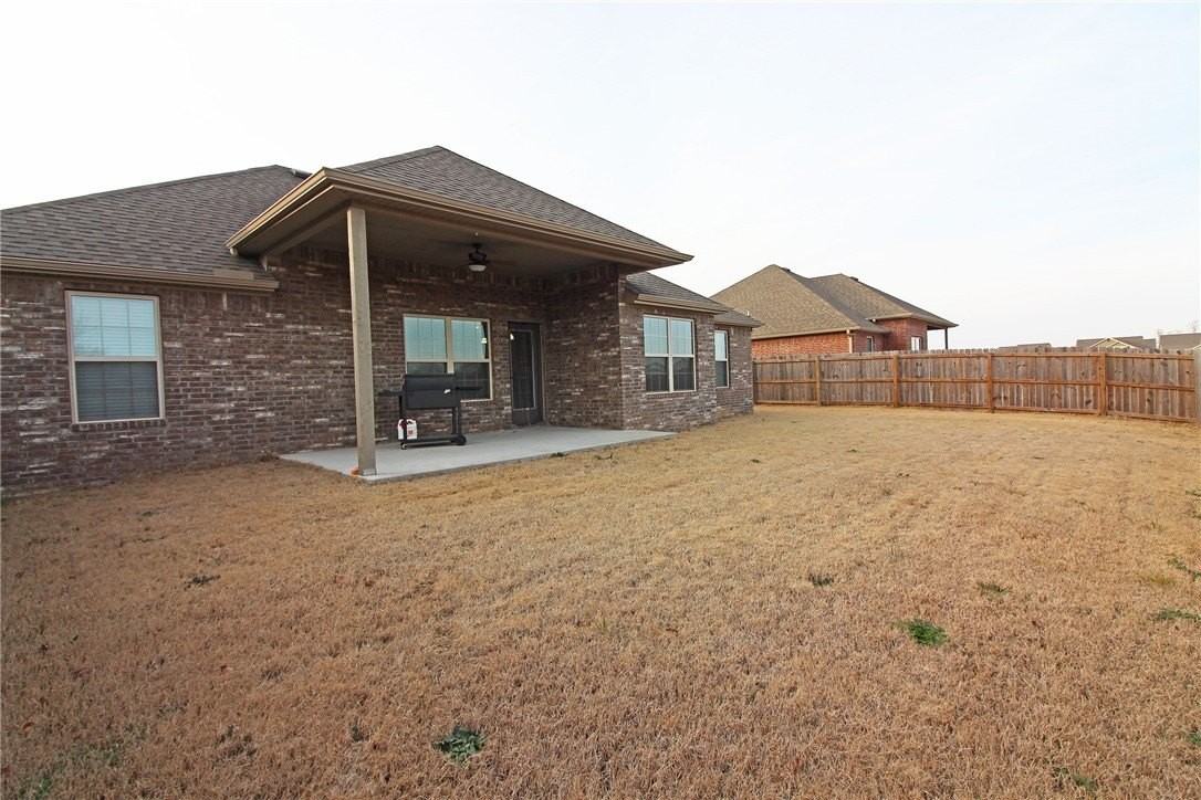 2305 Sw Elington St - Photo 2 of 23