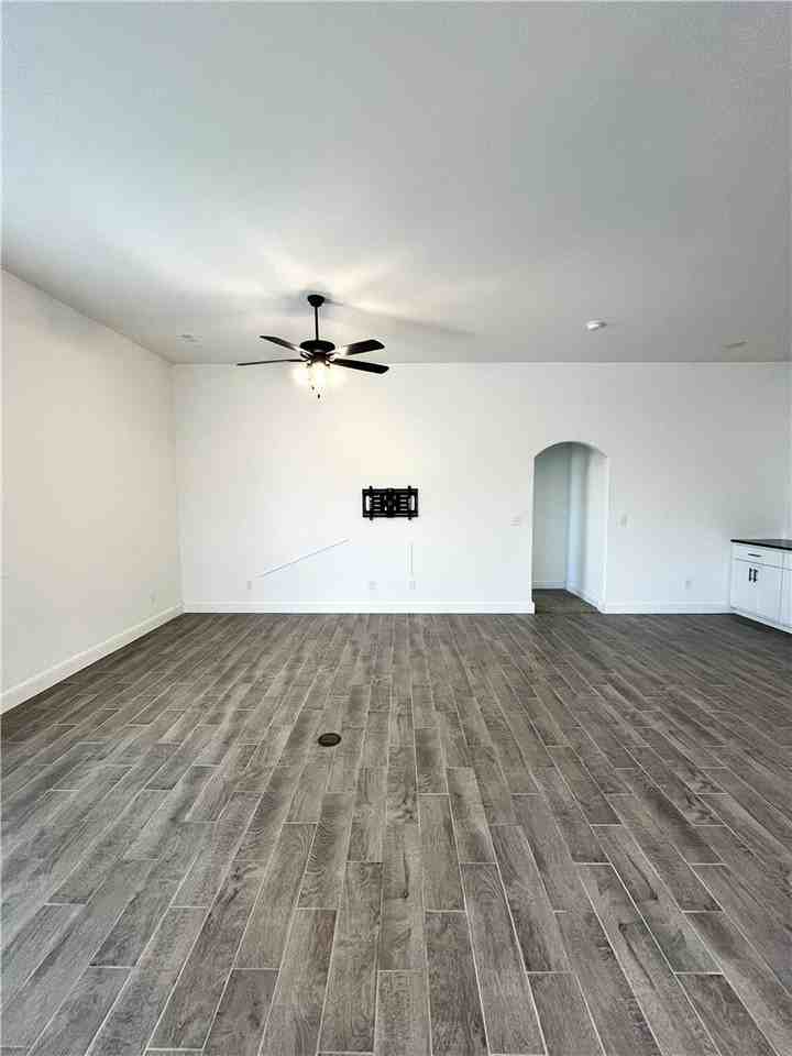2060 Periwinkle Pl - Photo 6 of 31