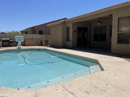 featured image of 1680 W Saragosa St