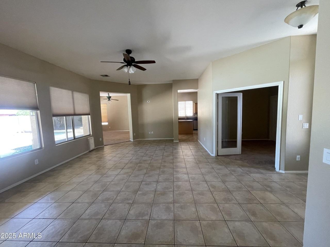 1680 W Saragosa St - Photo 7 of 33