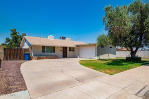 featured image of 1608 W Inverness Dr
