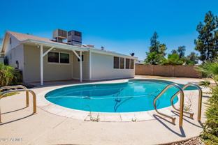 1608 W Inverness Dr - Photo 1 of 1