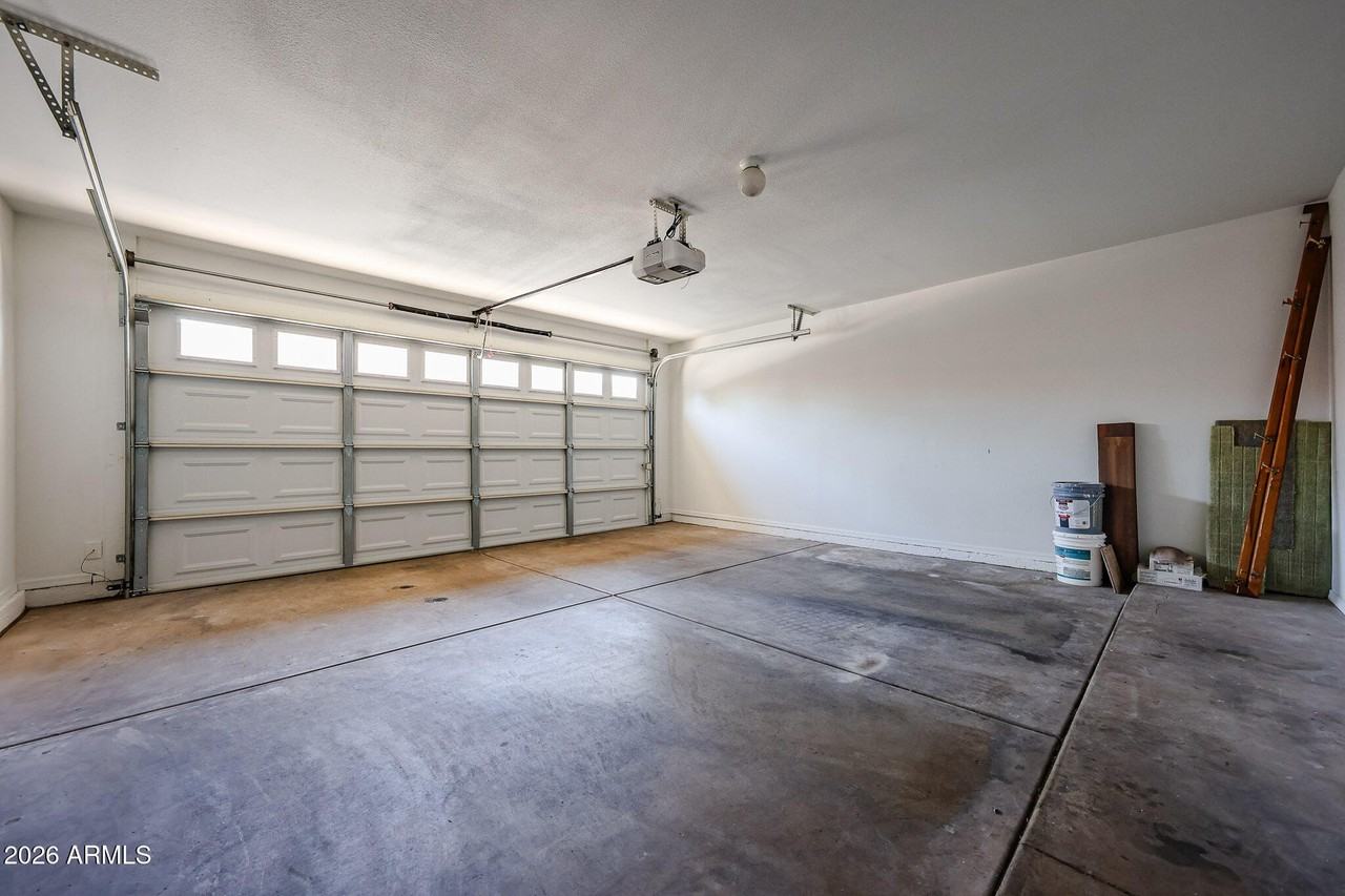3221 N 37th St #32 - Photo 2 of 37
