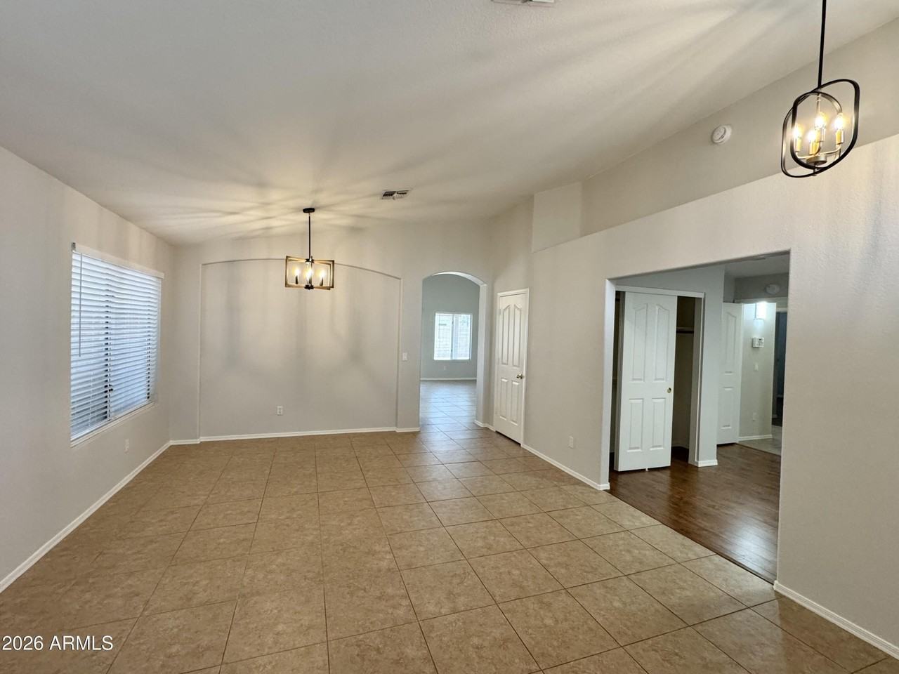 2302 E Edna Ave - Photo 6 of 36