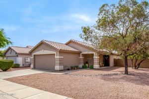 featured image of 3905 E Rockwood Dr