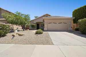 featured image of 9647 E Ludlow Dr