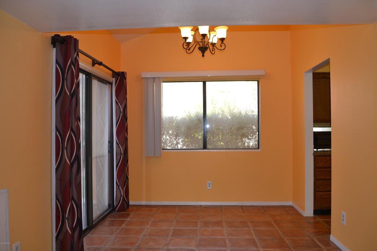 4648 W Harrison St - Photo 6 of 50