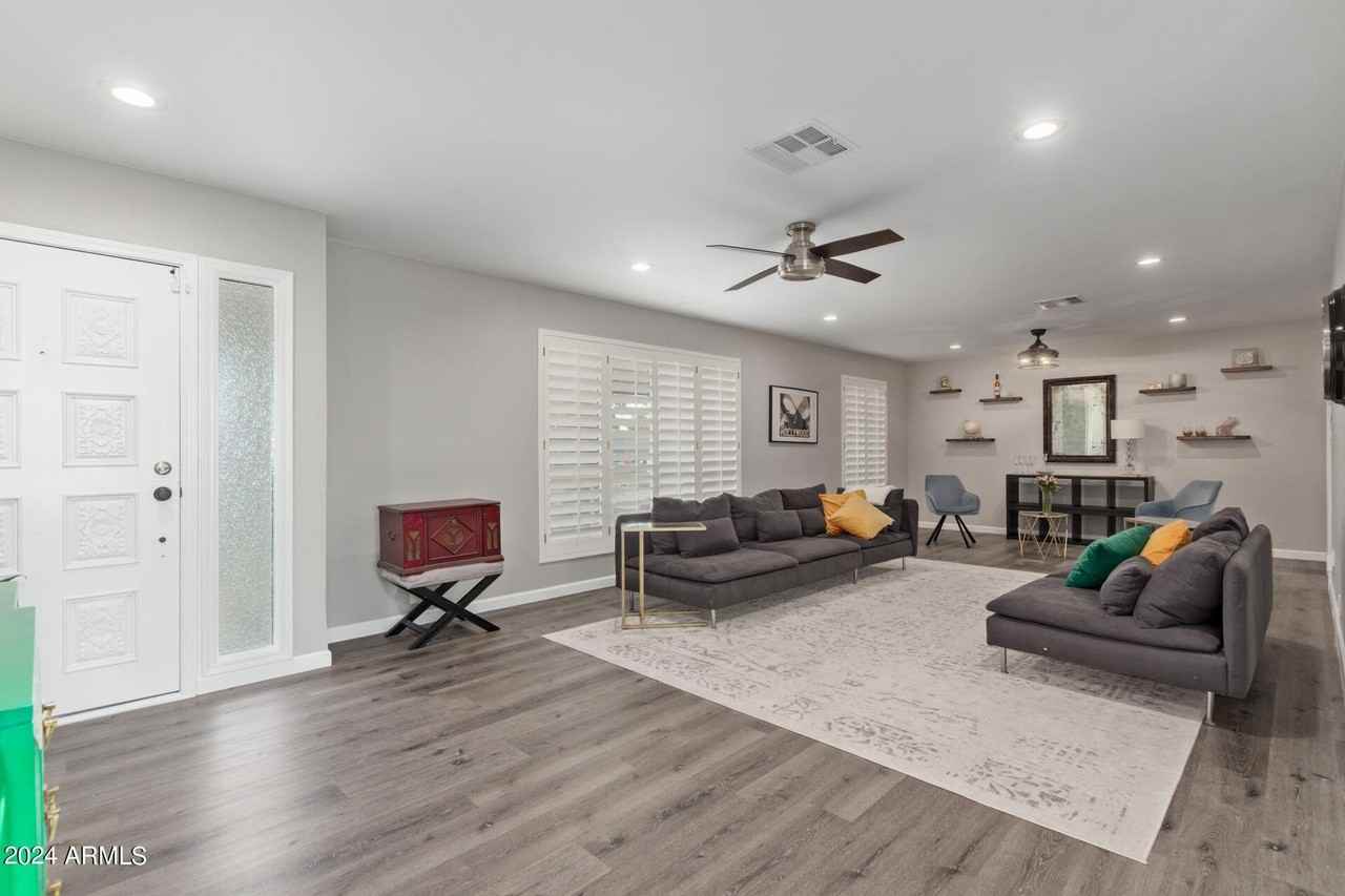 4912 E Friess Dr - Photo 6 of 33