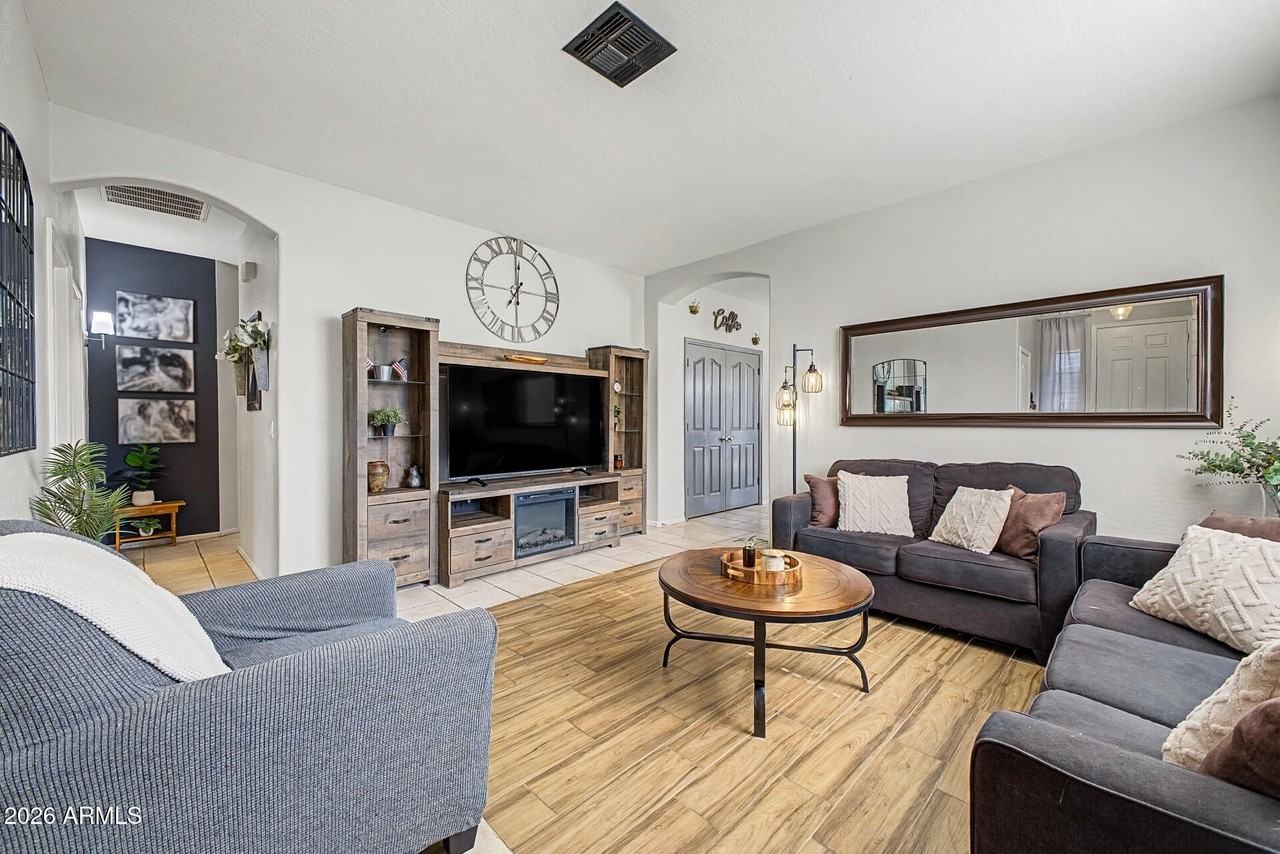 12571 W Monterey Way - Photo 4 of 25