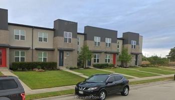 featured image of 3908 Yukon Ln