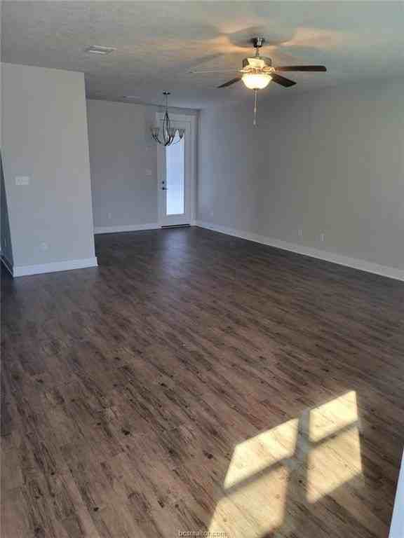 3908 Yukon Ln - Photo 3 of 13