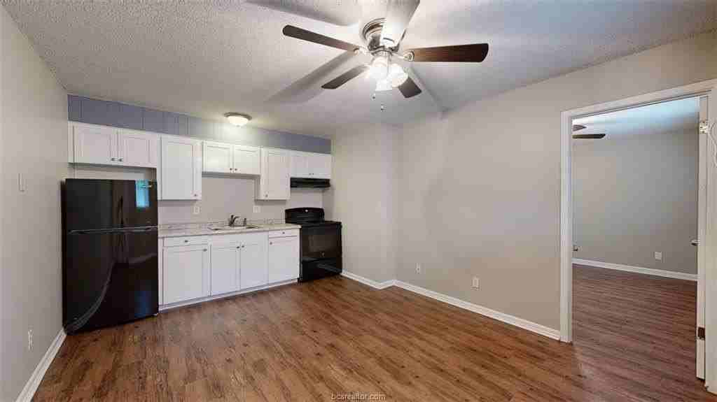 500 Foch St #12 - Photo 2 of 10
