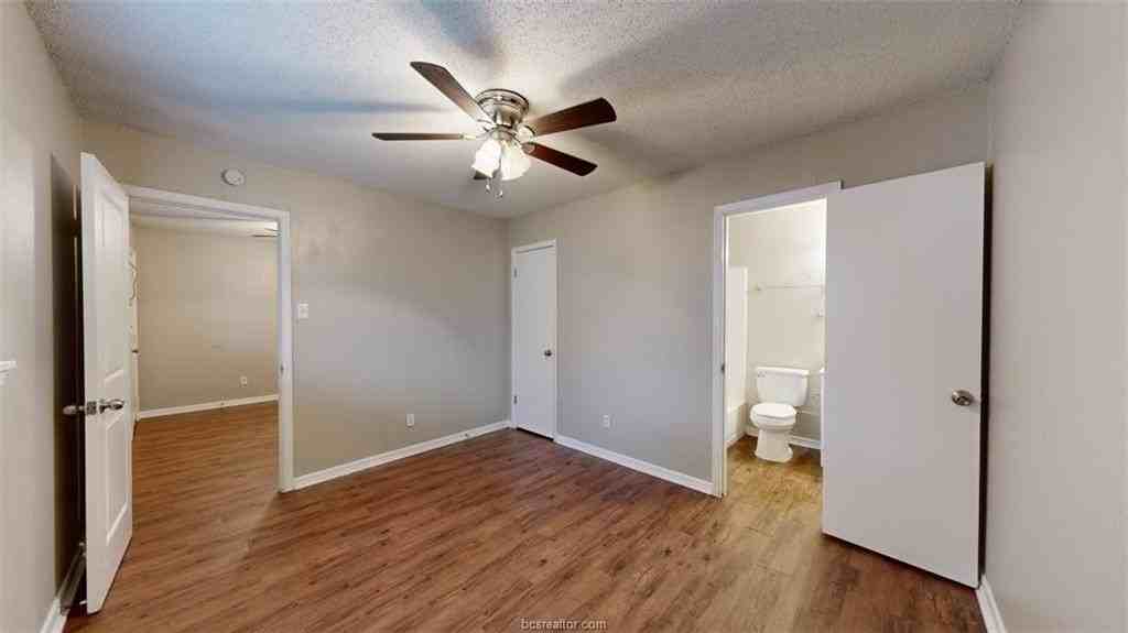 500 Foch St #12 - Photo 6 of 10