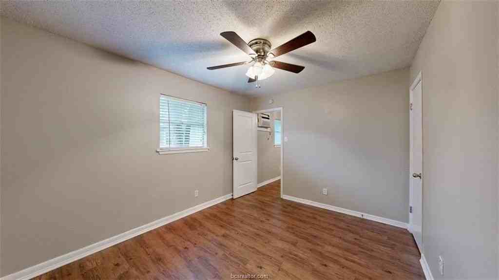 500 Foch St #12 - Photo 7 of 10