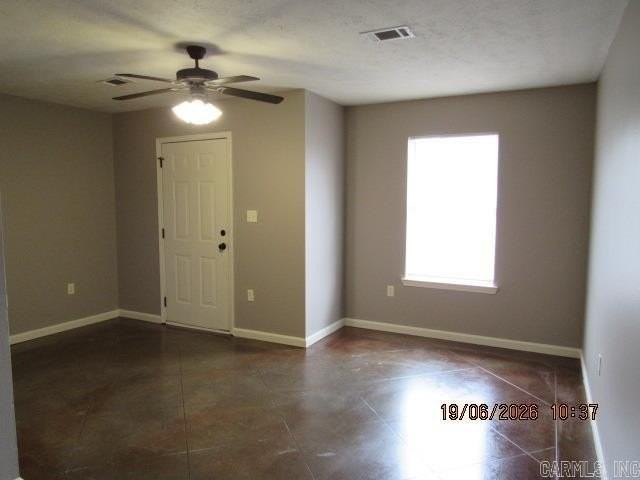 2205 Rosemary Dr Apt B - Photo 3 of 14