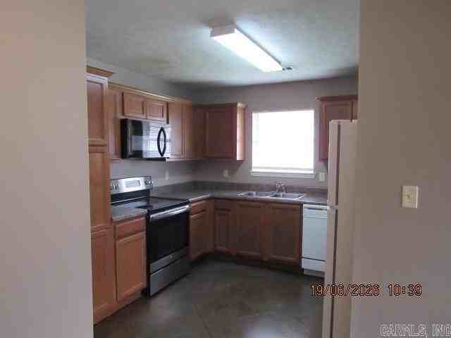 2205 Rosemary Dr Apt B - Photo 5 of 14