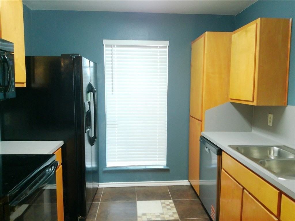 2600 Alana Ln - Photo 3 of 15