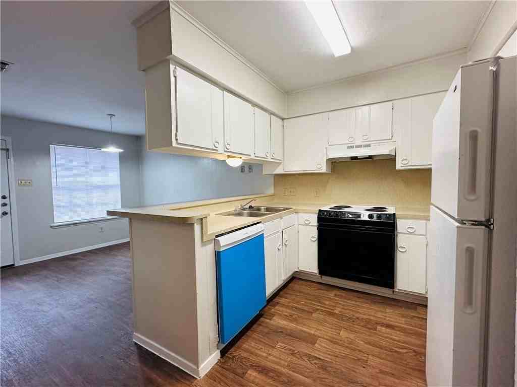 936 Egyptian Cir #A - Photo 3 of 13