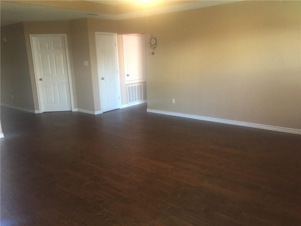 4422 Cedar Pass Dr - Photo 2 of 6