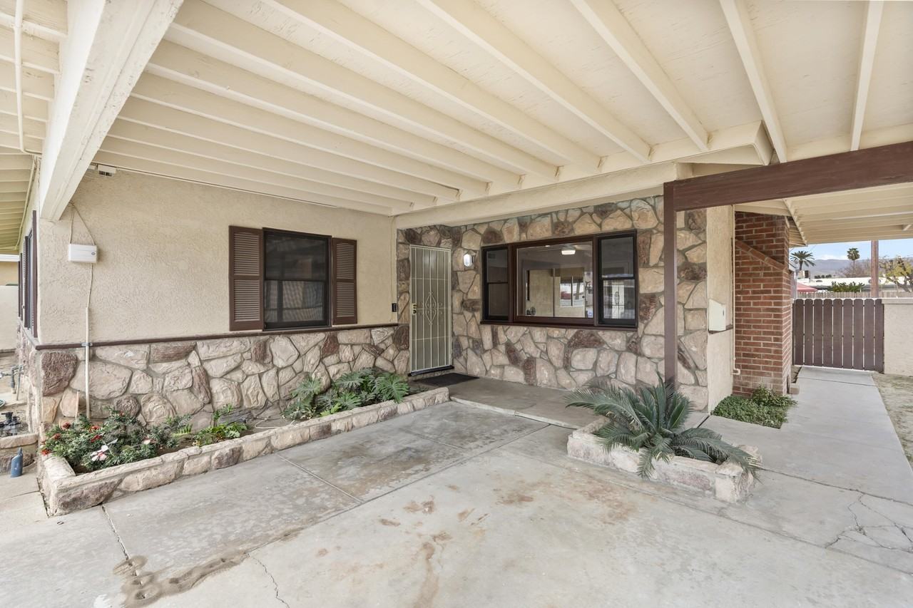 82172 Sierra Ave - Photo 3 of 29