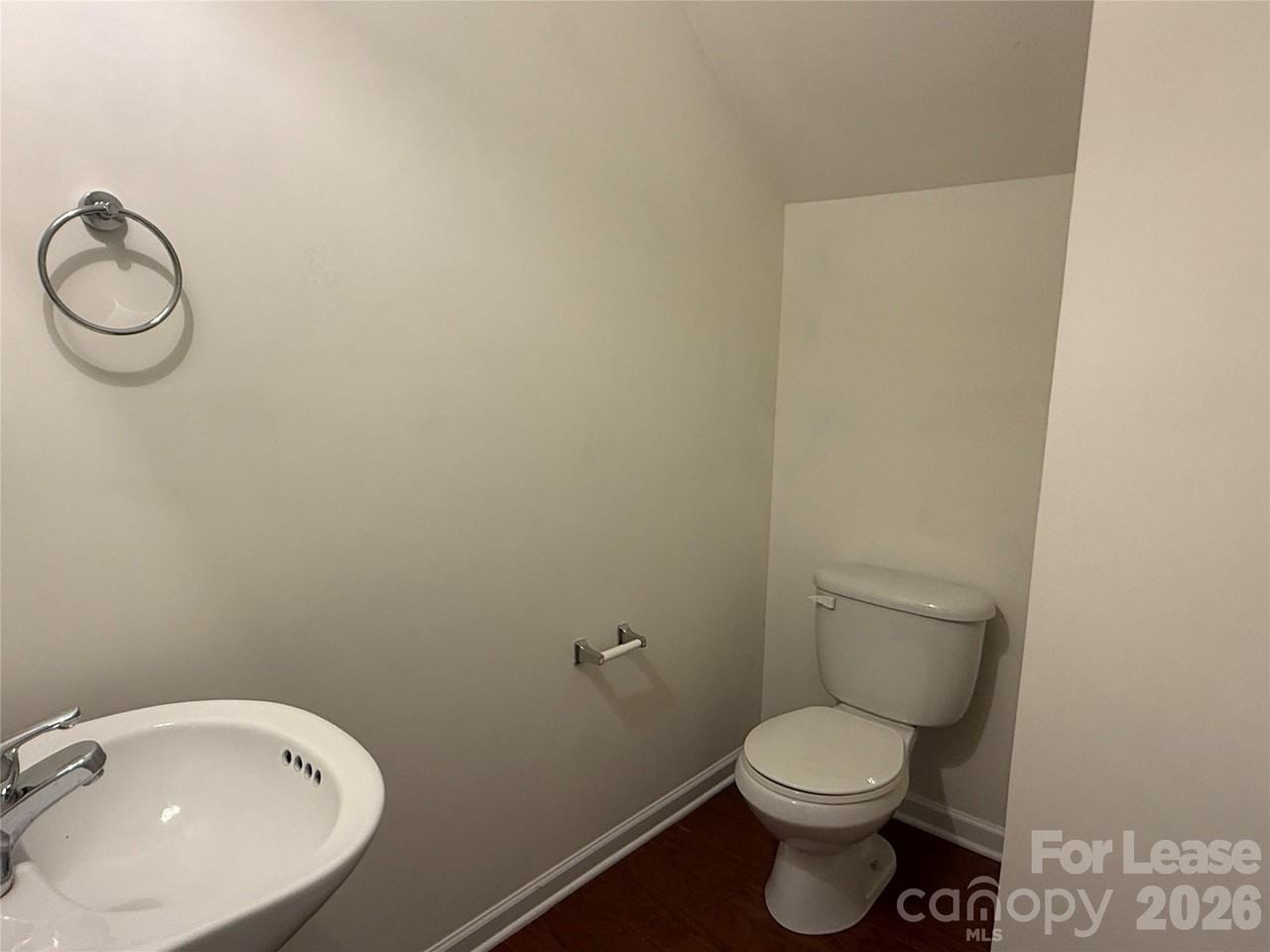 13138 Erwin Rd - Photo 6 of 20