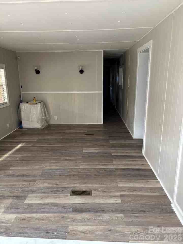 242 John C Rd - Photo 3 of 29