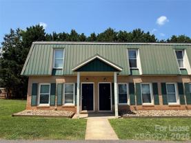 312 W Catawba Ave - Photo 1 of 1
